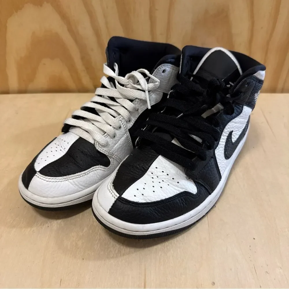 WMNS Nike Air Jordan 1 Mid SE Homage Split Size 8 White Black DR0501-101